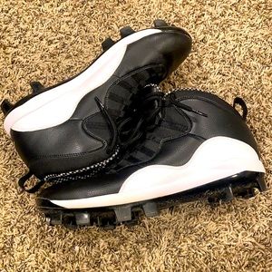‼️‼️Cyber Monday Extended Deal‼️‼️ Athletic baseball cleats Jordan 10s size 11.5